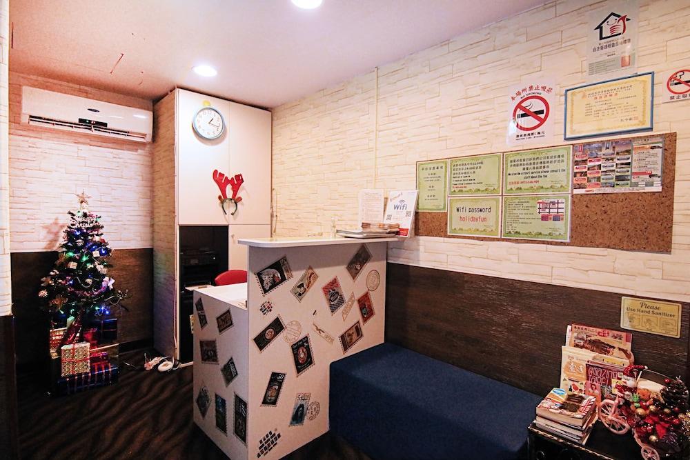 Holiday Fun Hostel Taipei Extérieur photo