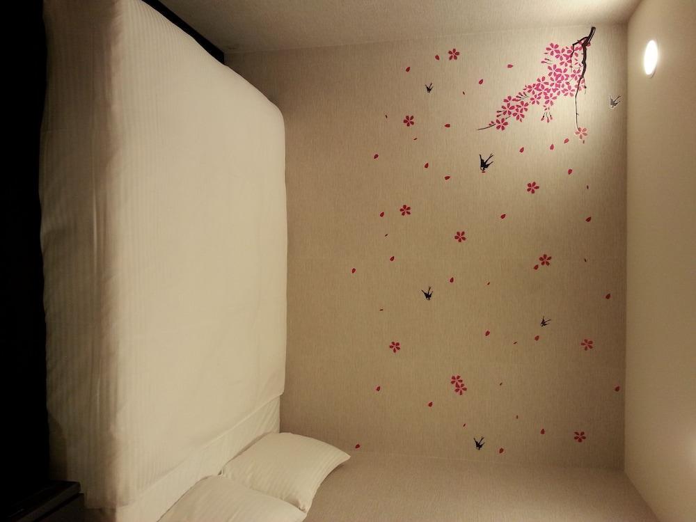 Holiday Fun Hostel Taipei Extérieur photo
